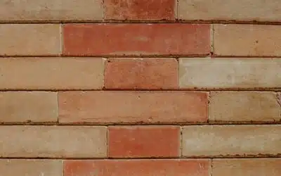 Cegła ceramiczna w architekturze – połączenie trwałości i estetyki w elewacjach