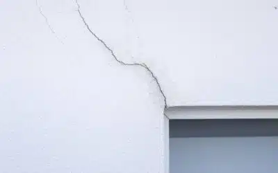 Pęknięcia tynku: rozpoznanie i ocena problemów
